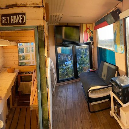 Little Brighton Beach Apartments - Also Separate Spa Cabin And Watersports Exterior foto